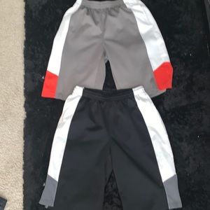 Jordan youth XL shorts